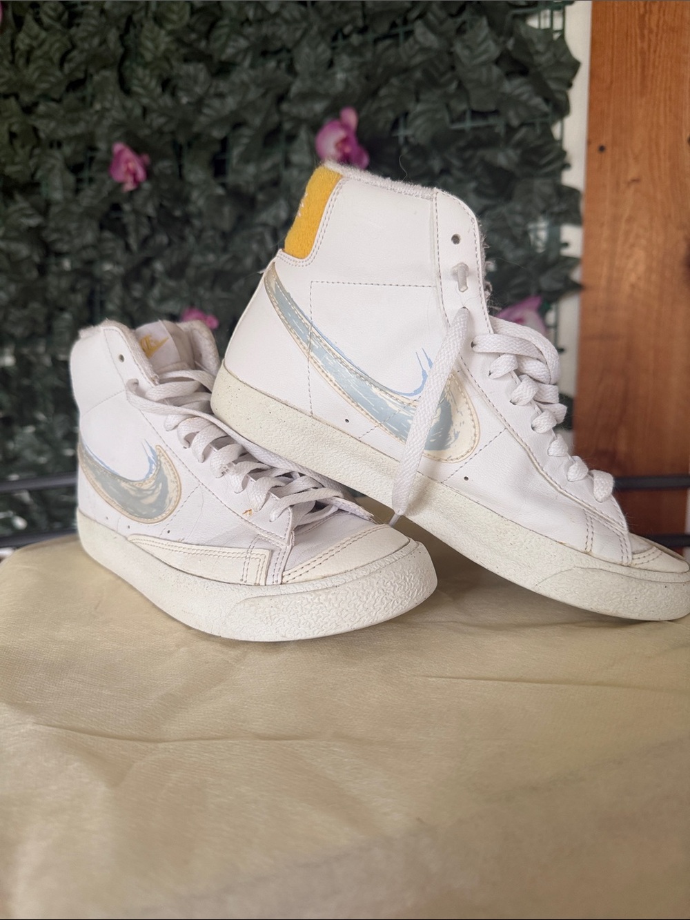 Nike Blazers MID 77- Brushstroke Royal Tint Size 5Y